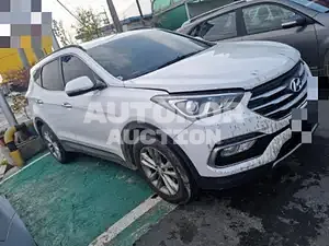 2016, Hyundai / Santa FE, VIN: KMHSW81UBHU717025, 144202 км., diesel