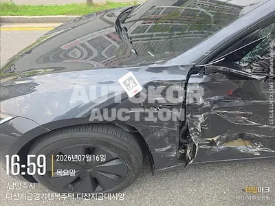 2026, Tesla / Model 3, VIN: LRW3E7EJ8TC905854, electric, 1 куб.см.