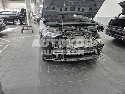 2022, Audi / e-tron, VIN: WAUZZZFZ2NP041068, 45706 км., electric