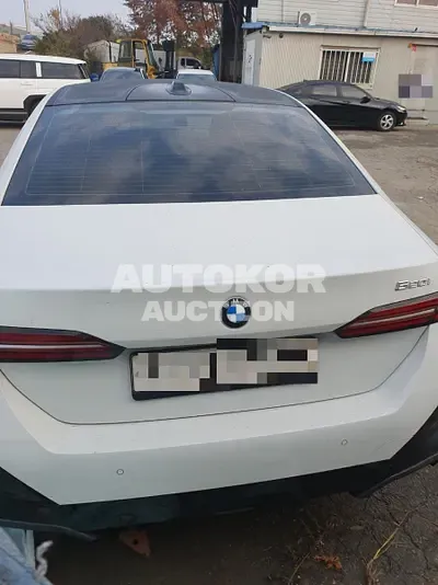 2024, BMW / 520, 33690 км., gas