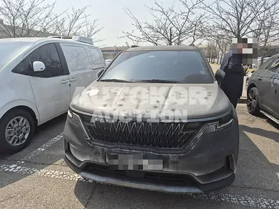 2022, Kia / Carnival, 61978 км., gas