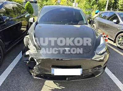 2024, Tesla / Model 3, VIN: LRWYGCEKXRC700322, 20150 км., electric
