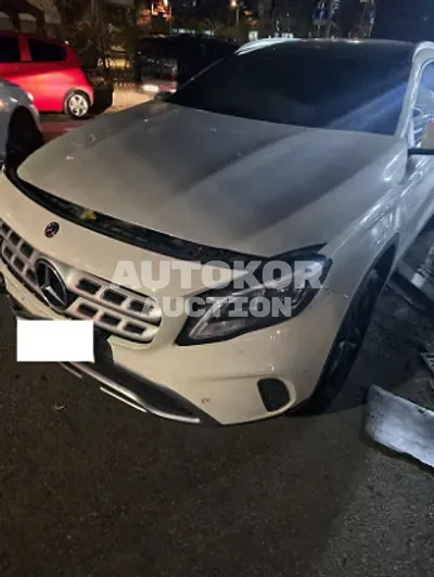 2018, Mercedes-Benz / gla220, 95408 км., gas
