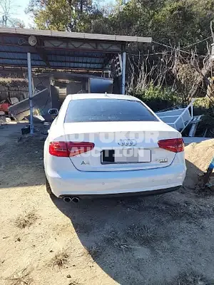 2015, Audi / A4, VIN: WAUZZZ8K1FA083011, 100000 км., diesel, 1968 куб.см.