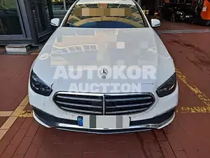 2021, Mercedes-Benz / E 300, VIN: W1KZF5EB1MA889927, hybrid