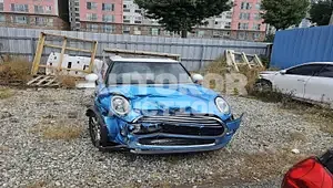 2015, MINI / Cooper, 70188 км., gas, 1499 куб.см.