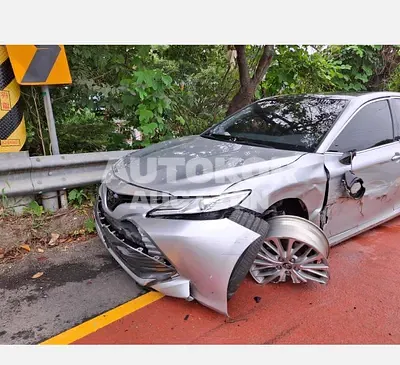 2019, Toyota / Camry, 120000 км., gas