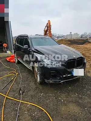 2022, BMW / 740, VIN: WBATB4107N9L00700, gas