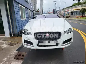 2017, Jaguar / XF, VIN: SAJBA4BN7HCY38737, 201526 км., diesel