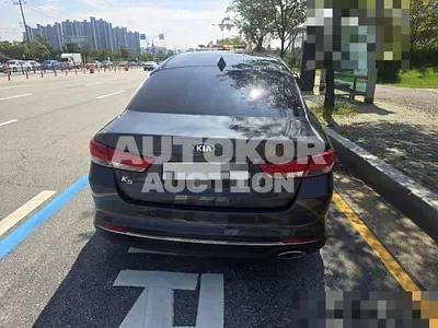 2017, BMW / B5, 81754 км., gas, 2000 куб.см.