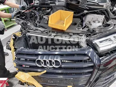 2020, Audi / SQ5, VIN: WAUZZZFY4L2085820, 42803 км., hybrid