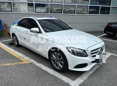 2017, Mercedes-Benz / C 200, 71914 км., gas