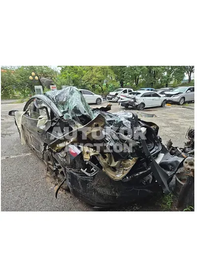 2021, Tesla / Model 3, 60000 км., electric, 225 куб.см.