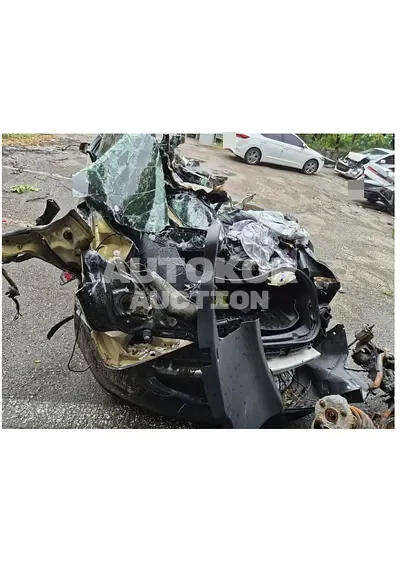 2021, Tesla / Model 3, 82731 км., electric, 225 куб.см.