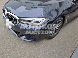 2022, BMW / 520, unknown