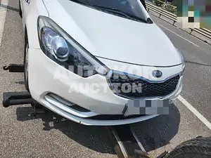 2015, BMW / Z1, VIN: KNAFK412BFA925318, 136000 км., gas, 1590 куб.см.