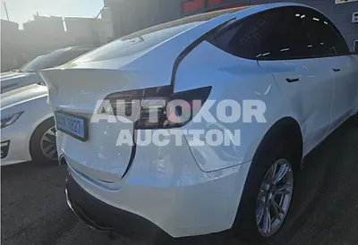 2024, Tesla / Model Y, VIN: LRWYGCFS7RC287891, electric