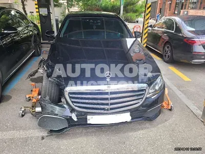 2017, Mercedes-Benz / E 300, VIN: WDDZF4KB8HA256412, gas