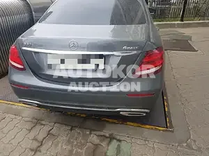 2018, Mercedes-Benz / E 300, 42561 км., gas