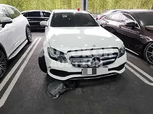 2016, Mercedes-Benz / E 220, 108159 км., diesel, 1950 куб.см.