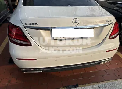 2019, Mercedes-Benz / e300, 138750 км., gas