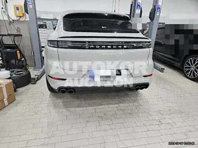 2024, Porsche / Cayenne, 10000 км., hybrid