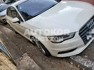 2015, Audi / A3, VIN: WAUZZZ8V1F1067515, 130621 км., diesel