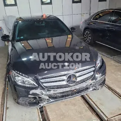 2017, Mercedes-Benz / c200, 123558 км., gas
