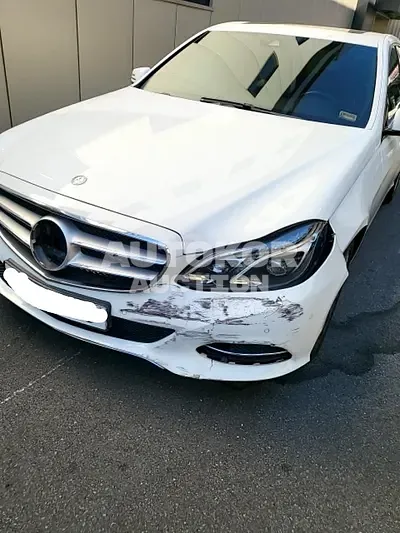 2015, Mercedes-Benz / E 220, VIN: WDDHF0AB7FB142124, 88641 км., diesel