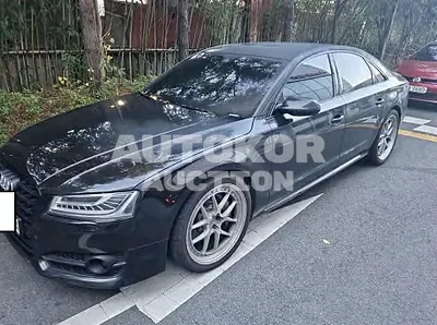 2016, Audi / S8, VIN: WUAZZZ4H1GN900469, 172025 км., gas