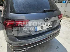 2023, Volkswagen / Tiguan, 17491 км., gas, 1984 куб.см.