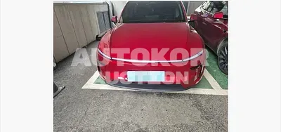 2025, Tesla / Model Y, 50000 км., electric, 180 куб.см.