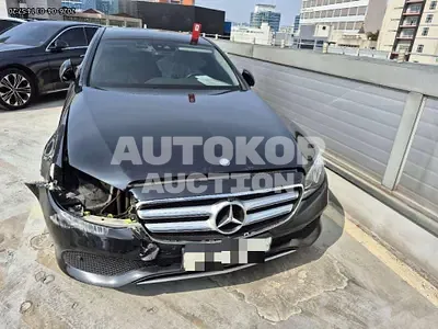 2017, Mercedes-Benz / e300, 85287 км., gas