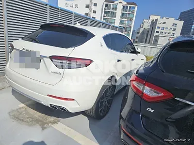 2017, Maserati / Levante, 26187 км., gas
