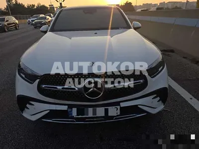 2024, Mercedes-Benz / GLC 300, 32435 км., gas