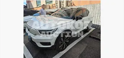 2022, Volvo / XC40, 190000 км., electric, 196 куб.см.