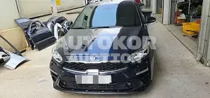 2019, BMW / Z1, VIN: KNAF541BEKA036130, 41058 км., gas, 1598 куб.см.