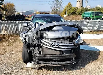 2016, Hyundai / Santa FE, VIN: KMHSW81UBGU539026, diesel