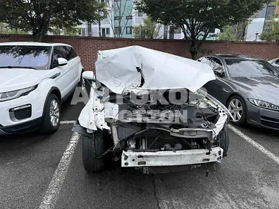 2015, Jaguar / XJ, VIN: SAJAA1225FNV86343, 324445 км., diesel, 3000 куб.см.