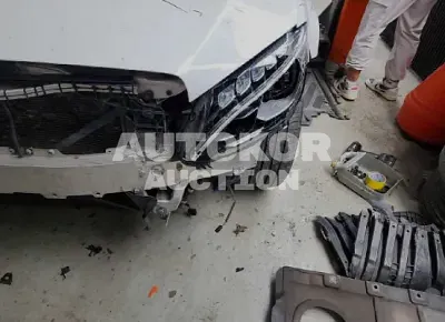 2018, Mercedes-Benz / C 43 AMG, VIN: WDDWF6EB6JF667925, 32491 км., gas