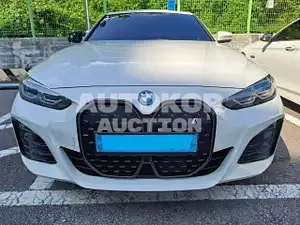 2022, BMW / i4, VIN: WBY71AW05NFN08024, electric