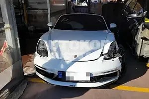 2018, Porsche / 718, VIN: WP0CB2981JS228509, gas, 2497 куб.см.