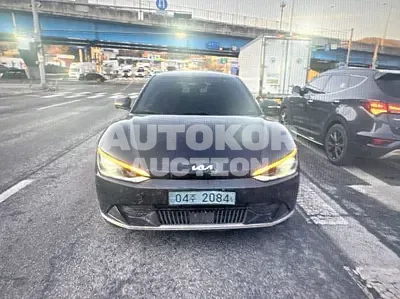2022, Kia / ev6, VIN: KNAC381CPNA064000, 176765 км., electric