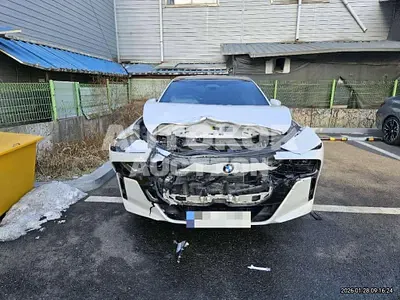 2023, BMW / 740, 70495 км., diesel