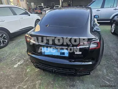 2021, Tesla / Model 3, 106000 км., electric