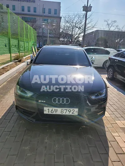 2015, Audi / A4, VIN: WAUZZZ8K3FN017617, 145000 км., diesel