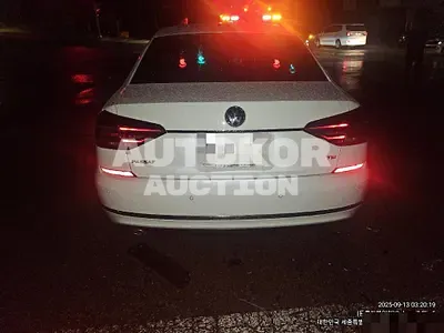 2018, Volkswagen / Passat, 77467 км., gas, 2000 куб.см.