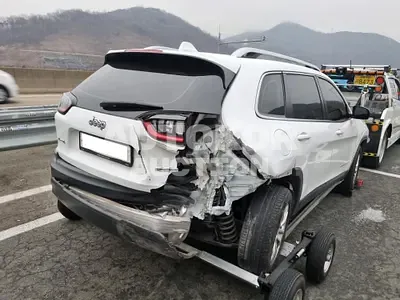 2018, Jeep / Cherokee, VIN: 1C4PJMCB1KD329267, gas