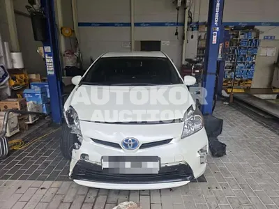 2015, Toyota / Prius, 159434 км., gas