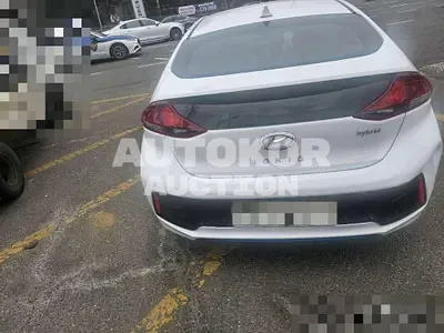 2017, Hyundai / Ioniq, 174911 км., hybrid